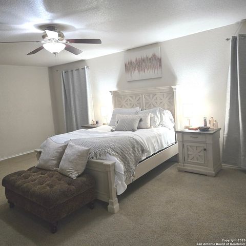 10015 Del Lago, San Antonio, TX 78245