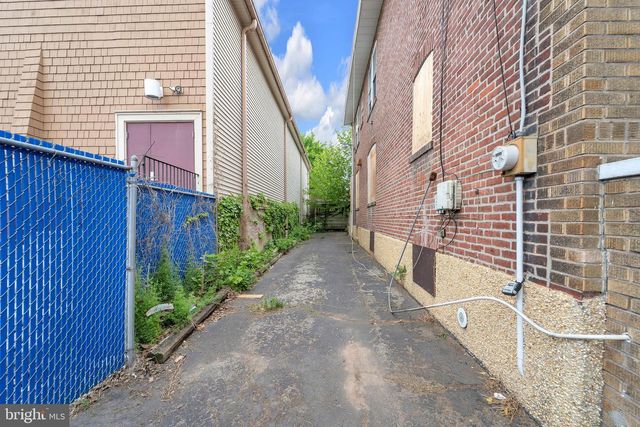 609 CHESTNUT AVE, Trenton, NJ 08611