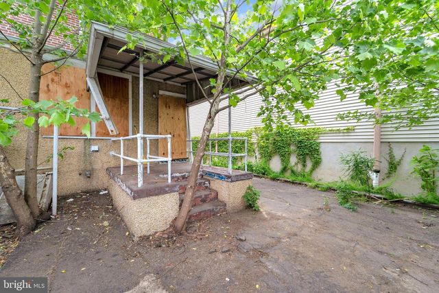 609 CHESTNUT AVE, Trenton, NJ 08611