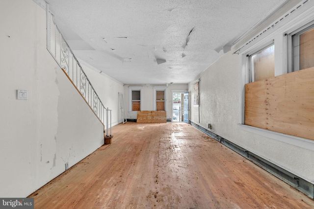 609 CHESTNUT AVE, Trenton, NJ 08611