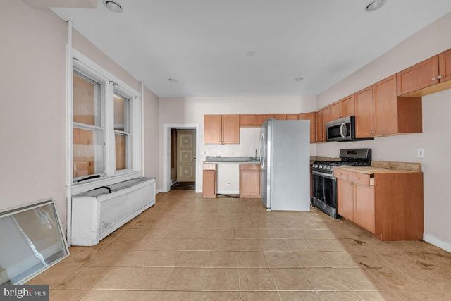 609 CHESTNUT AVE, Trenton, NJ 08611