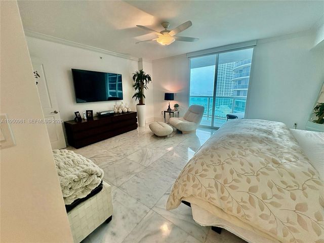 1800 N Bayshore Dr 1801, Miami, FL 33132