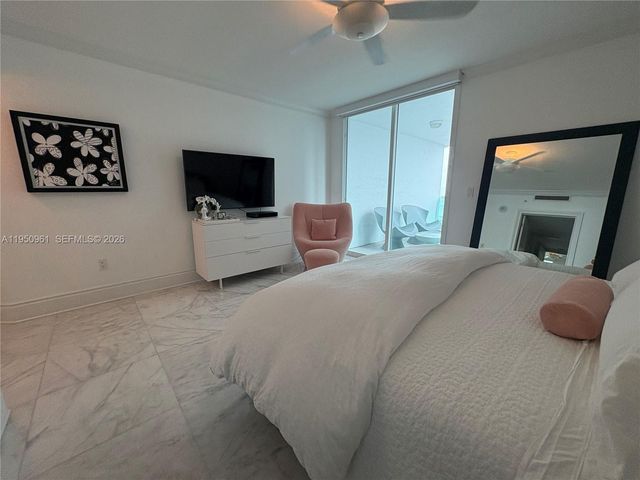 1800 N Bayshore Dr 1801, Miami, FL 33132