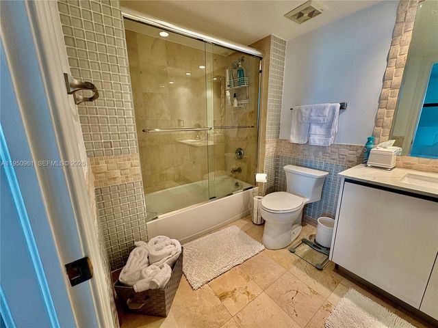 1800 N Bayshore Dr 1801, Miami, FL 33132