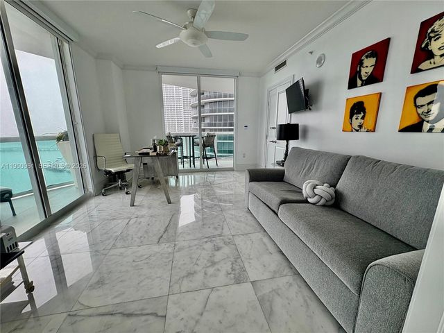 1800 N Bayshore Dr 1801, Miami, FL 33132