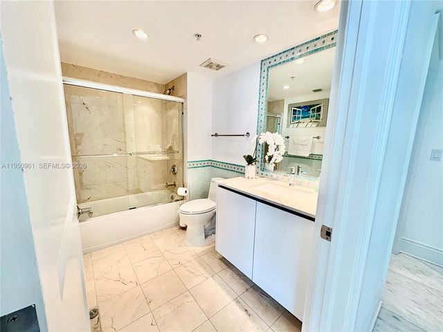 1800 N Bayshore Dr 1801, Miami, FL 33132