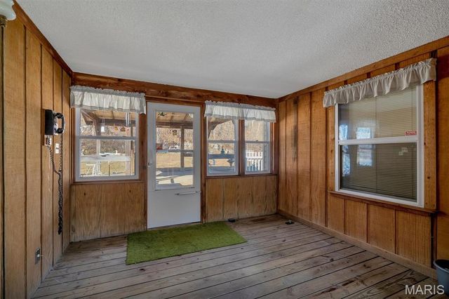 4925 State Road 30, House Springs, MO 63051