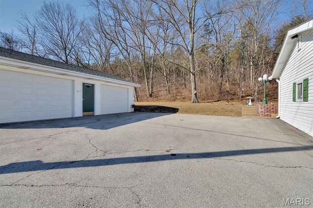 4925 State Road 30, House Springs, MO 63051