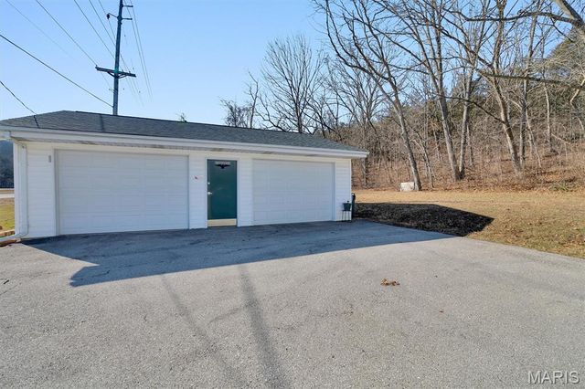 4925 State Road 30, House Springs, MO 63051