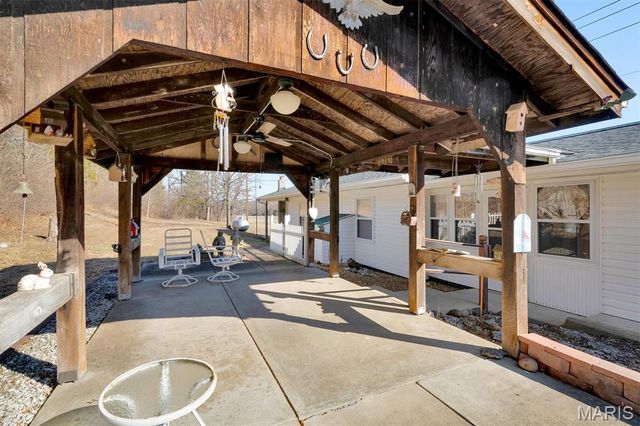 4925 State Road 30, House Springs, MO 63051