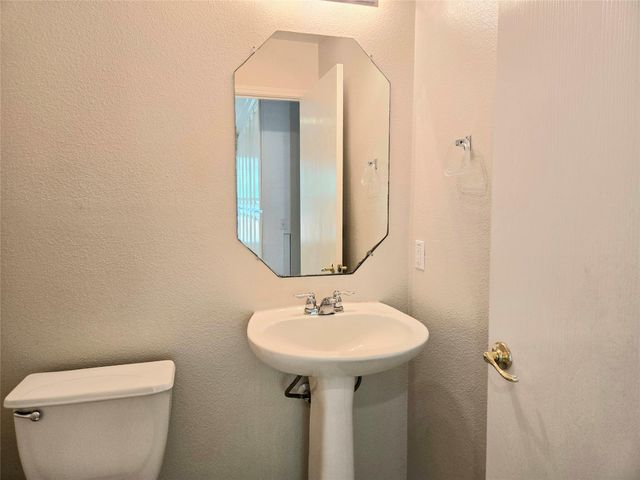 809 Sheraton Ave, Austin, TX 78745