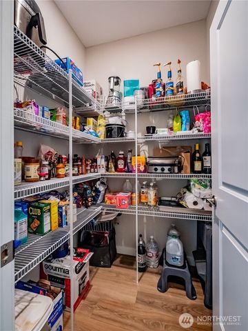 806 CODY Street SE, Rainier, WA 98576