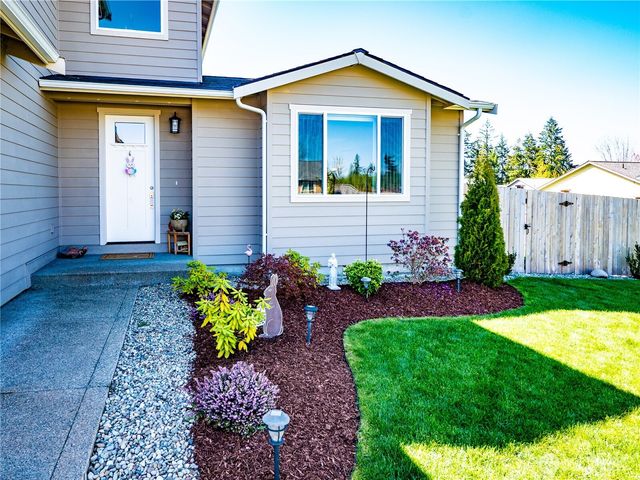 806 CODY Street SE, Rainier, WA 98576