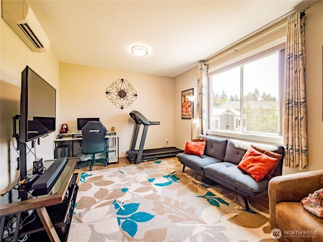 806 CODY Street SE, Rainier, WA 98576