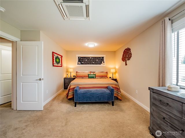 806 CODY Street SE, Rainier, WA 98576