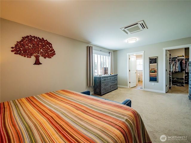 806 CODY Street SE, Rainier, WA 98576