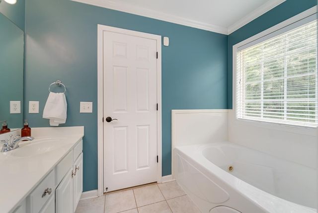 151 Stillwater Trl, Hendersonville, TN 37075