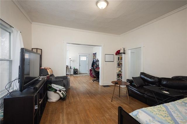 116 W Gay Street, Warrensburg, MO 64093