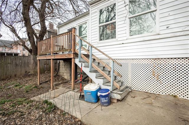 116 W Gay Street, Warrensburg, MO 64093