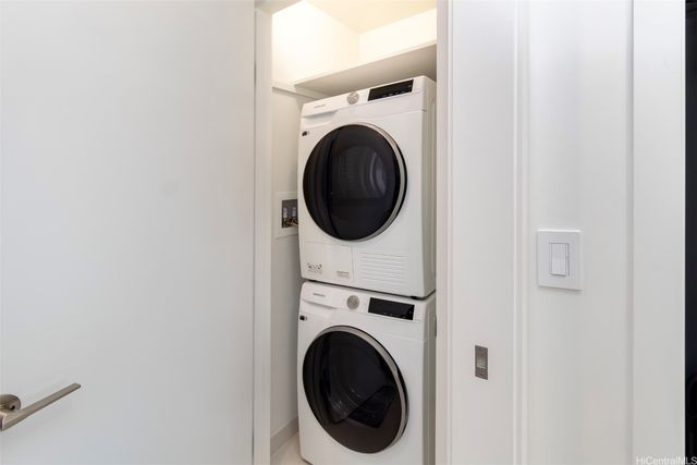 2895 Kalakaua Avenue 1807, Honolulu, HI 96815