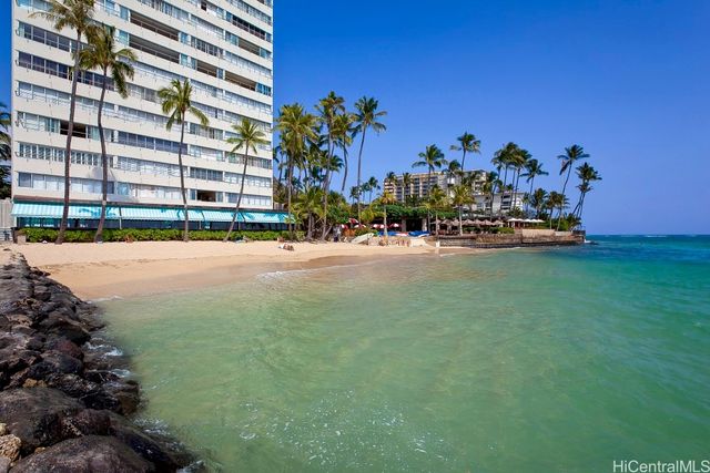 2895 Kalakaua Avenue 1807, Honolulu, HI 96815