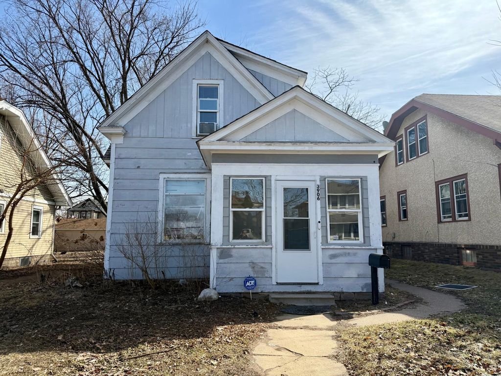 3906 Emerson Avenue N, Minneapolis, MN 55412
