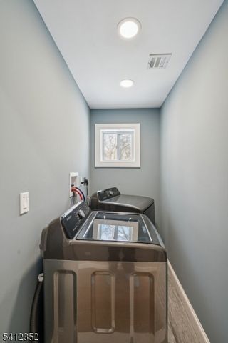 13 Roger Ave, Wanaque Boro, NJ 07420