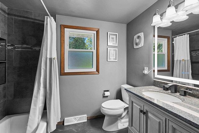 3464 GOLF DRIVE, Green Bay, WI 54311