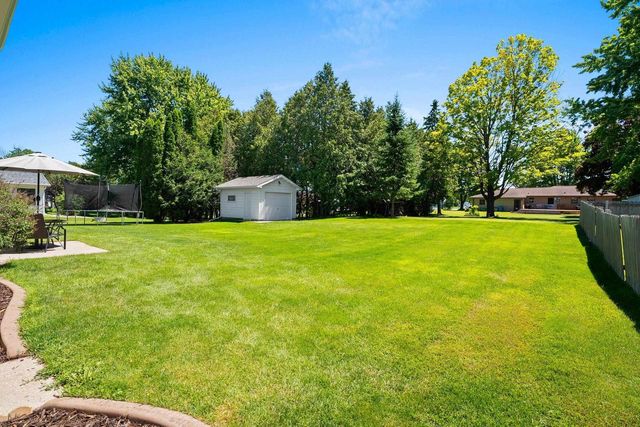 3464 GOLF DRIVE, Green Bay, WI 54311