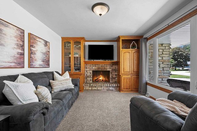 3464 GOLF DRIVE, Green Bay, WI 54311