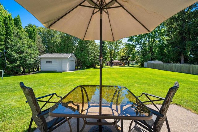 3464 GOLF DRIVE, Green Bay, WI 54311
