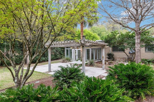 2111 SW 44TH AVENUE, Gainesville, FL 32608