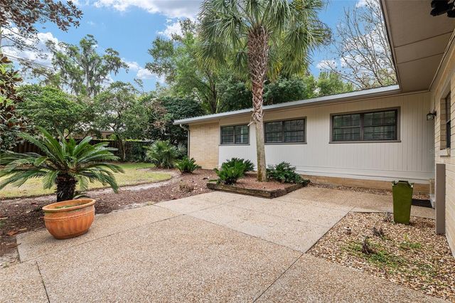 2111 SW 44TH AVENUE, Gainesville, FL 32608