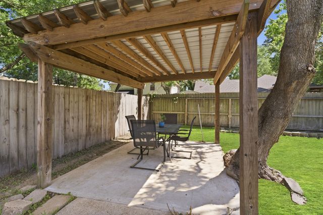 2014 Pincher Creek Drive, Spring, TX 77386