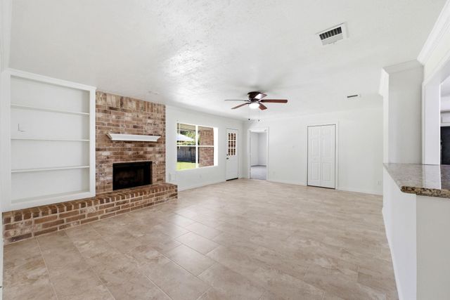 2014 Pincher Creek Drive, Spring, TX 77386