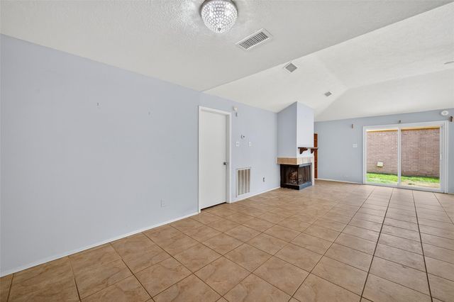 15818 Alta Mar Drive, Houston, TX 77083