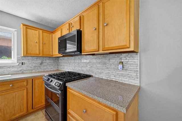 15818 Alta Mar Drive, Houston, TX 77083