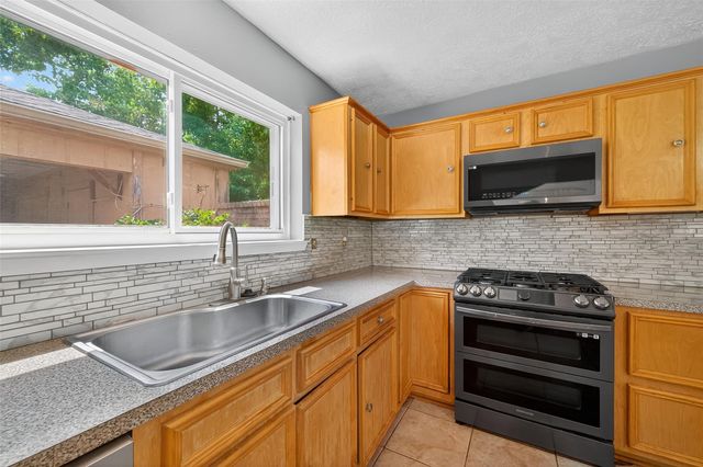 15818 Alta Mar Drive, Houston, TX 77083