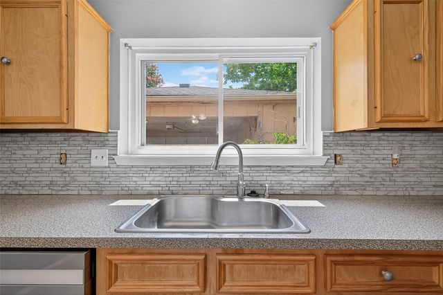 15818 Alta Mar Drive, Houston, TX 77083