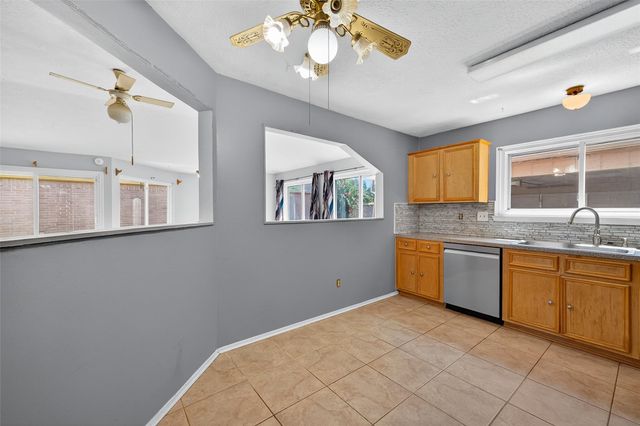 15818 Alta Mar Drive, Houston, TX 77083