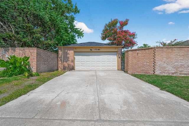 15818 Alta Mar Drive, Houston, TX 77083