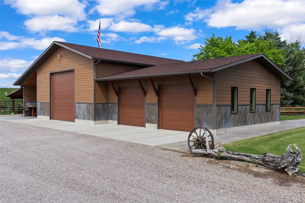 45292 Locust Lane, Charlo, MT 59824 photo 3