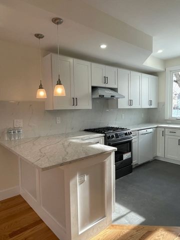 38 Vernon 38, Somerville, MA 02145