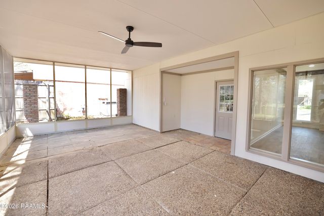 418 Chateau Place, Lafayette, LA 70503