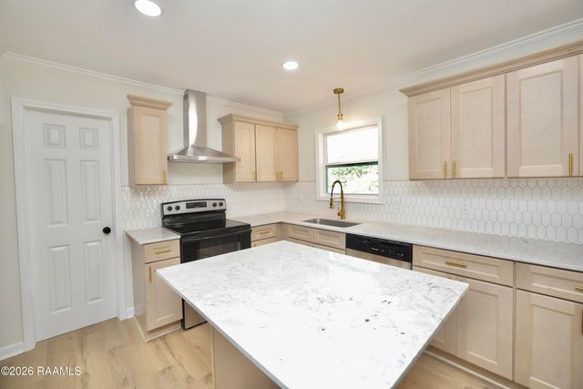 418 Chateau Place, Lafayette, LA 70503