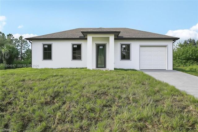 4402 E 19th ST, Lehigh Acres, FL 33972
