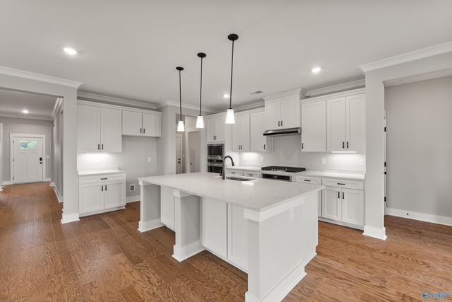 215 Applewood Court, Huntsville, AL 35811