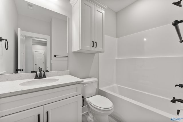 215 Applewood Court, Huntsville, AL 35811