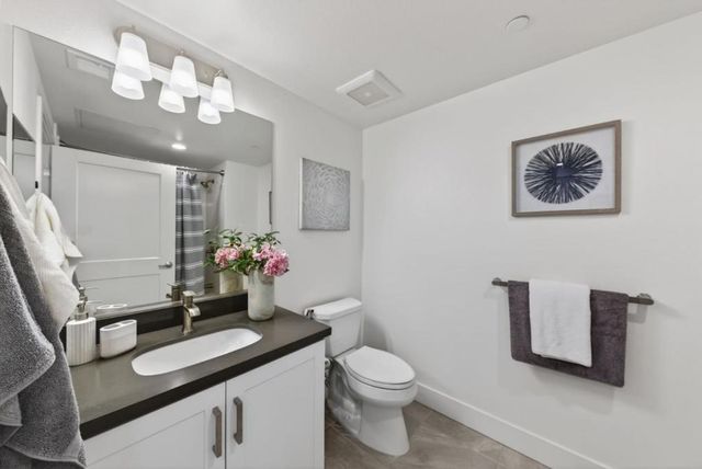 42111 Osgood 404, Fremont, CA 94539
