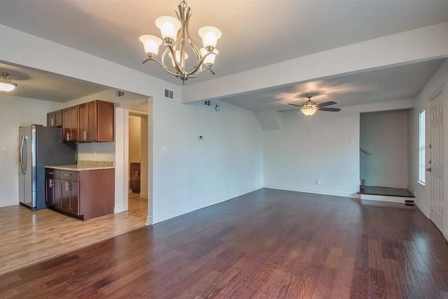 2001 Redman Circle, Dallas, TX 75223